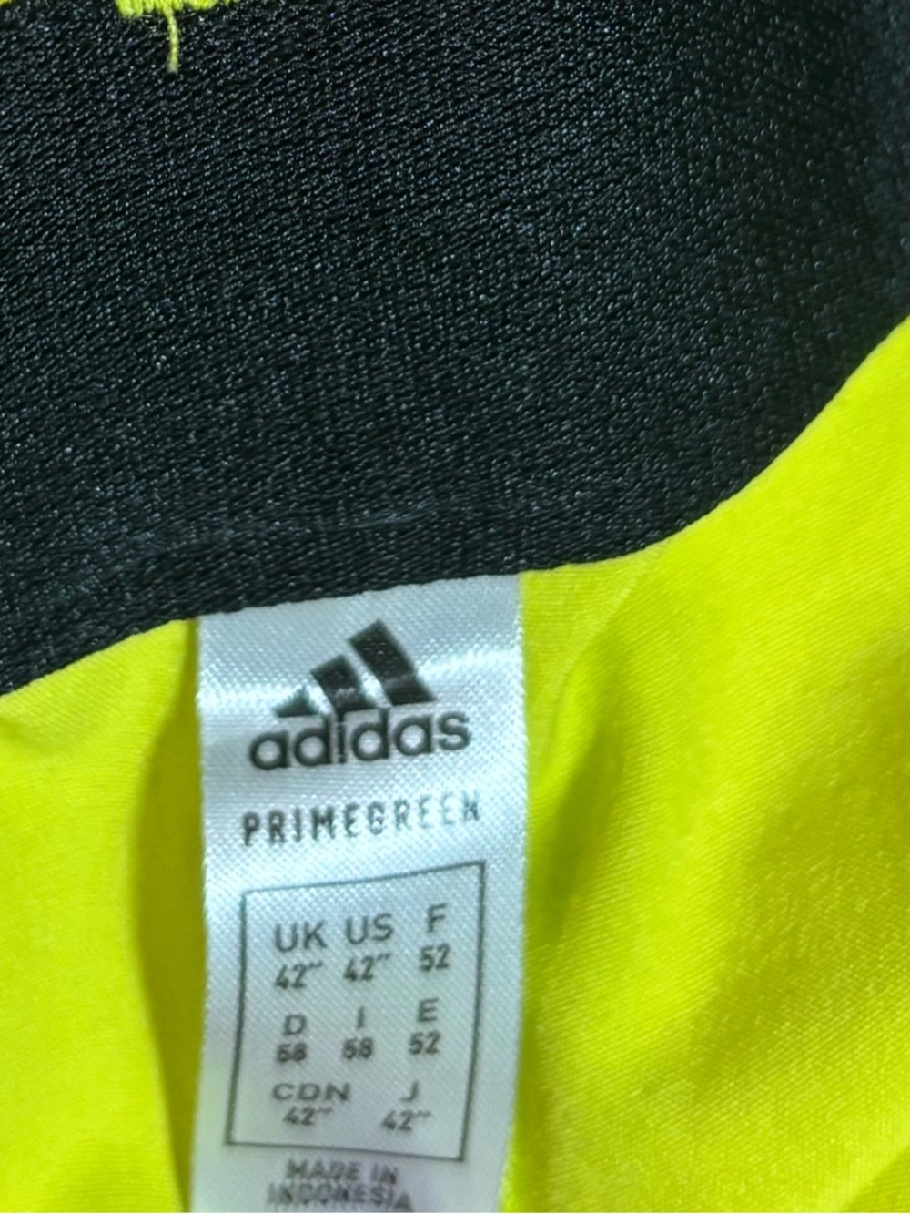 adidas bold statement 8 inch Neon Yellow Men's golf Shorts - Picture 3 of 5
